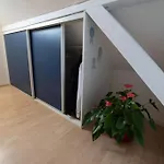 Les Lavandieres Apartment *